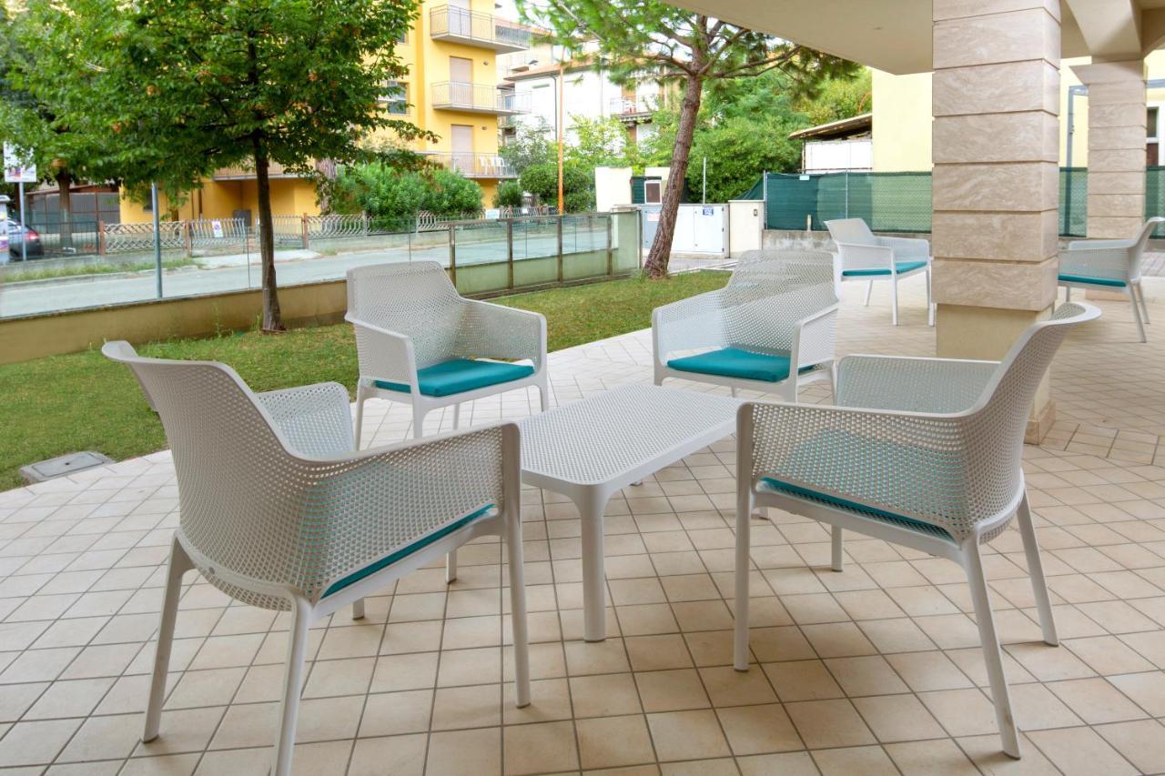 Hotel Mansarda Diamanti - Siroli Collection Cervia Exterior foto